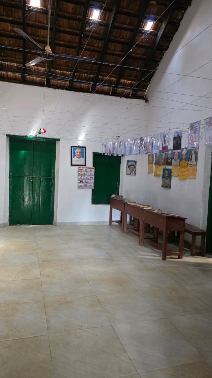Hoddur School